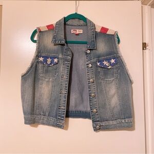 Lei Blue Denim Vest with Star Details Size XL